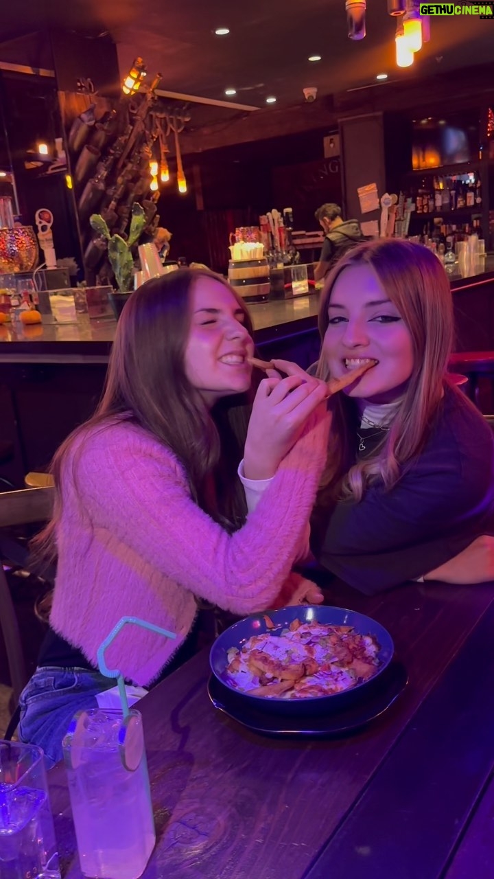 Piper Rockelle Instagram - plan your next girl dinner ⚔️❤️🥗 @7kingdoms_la 7 Kingdoms