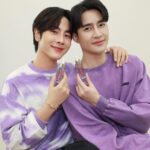 Pirapat Watthanasetsiri Instagram - หน้าใส นั่งใกล้กัน ถือโอกาสนี้ ลงรูปคู่บ้างละกันนะครับ เคล็ดลับกู้ผิวโทรมของพวกเรา คือขวดนี้เลย!! เซรั่มบำรุงผิวหน้าขวดนี้ L’Oreal Paris 1.5% Hyaluron Serum ที่มีไฮยาลูรอน 1.5% คอยช่วยเติมความชุ่มชื้นให้ผิวอย่างล้ำลึก ทำให้ผิวดูอิ่มเด้งใน 1 ชั่วโมง และที่สำคัญ ช่วยลดเลือนริ้วรอยแรกเริ่มมากถึง 60% ด้วย ชอบมาก ดีมากกกก~ เนื้อเจลใส บางเบา ซึมง่าย เหมาะกับทุกสภาพผิว การันตีด้วยยอดขายอันดับ 1 ของโลก!!!! ผ่านการทดสอบโดยผู้เชี่ยวชาญด้านผิวหนัง ใช้ได้แม้ผู้มีผิวบอบบางมีแนวโน้มระคายเคืองง่าย ของมันต้องมี ไปหาซื้อกันน้า #LOrealHyaluronSerum #ลอรีอัลไฮยาลูรอน #ชั่วโมงเด้งด่วน #LOrealParisTH