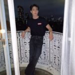 Pirapat Watthanasetsiri Instagram - 😶‍🌫️ cr. @mixxiw