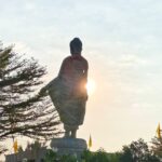 Pirapat Watthanasetsiri Instagram – สร้างพระถวายรับปีใหม่ 🙏🏻