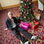 Pirapat Watthanasetsiri Instagram – Santa is coming….🎄