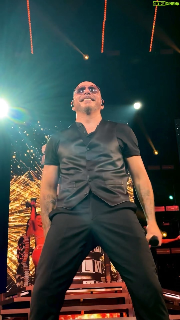 Pitbull - 121.1K Likes - Excited to have the time of our lives on #TheTrilogyTour with @enriqueiglesias and @ricky_martin this Fall! daleee