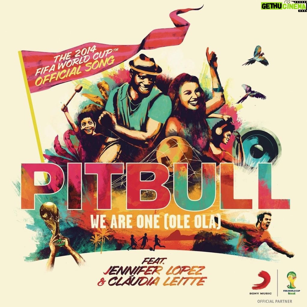 Pitbull Instagram - 9 years since we made history and showed the world #WeAreOne 🏟️ @jlo @claudialeitte
