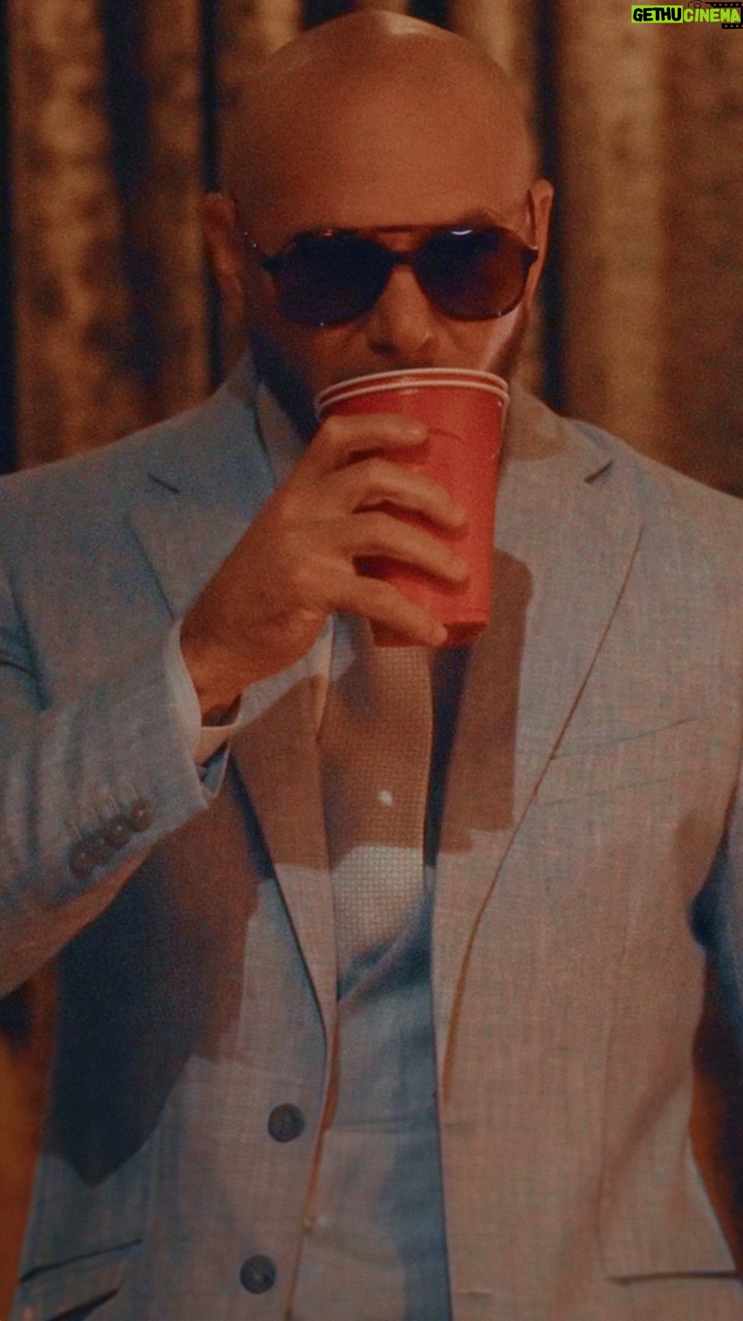 Pitbull - 135.3K Likes - #Guantanamera 🌎