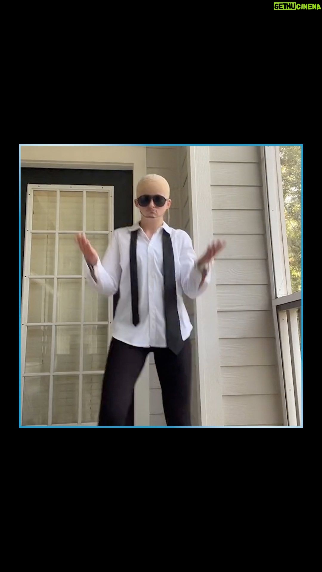 Pitbull Instagram - Show us your moves to #PartyOfALifetime daleeeee