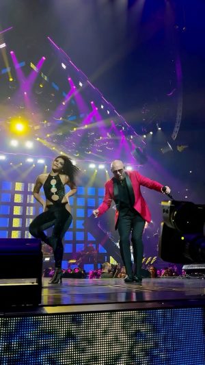Pitbull Instagram - #TheTrilogyTour picks back up in just one month! Comment below what show(s) you’re going to!