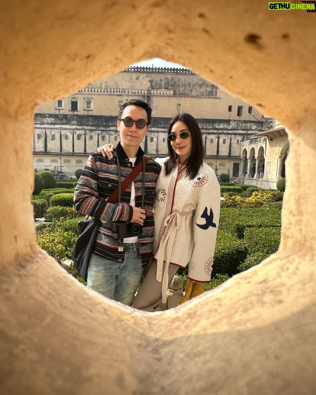 Pitchanart Sakakorn Instagram - เมย์บิ๊ก ตอน ตะลุยแดนภารตะ 🇮🇳🐫👳🏻♂️♥️🐍 #ก็ว่าจะไม่รัก Jaipur Pink City