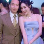 Pitchanart Sakakorn Instagram – อาชีพหลักไปงานแต่ง อาชีพเสริมไปงานวันเกิด🫣🫣🫣
เลื่อนดูวันรวมพี่น้องและผองเพื่อน👉🏻 👯‍♀️🫶🏻♥️ #loveoillikeaido
📷 by @great_est
👗 @oatcouture_dresses @ KingPower  Sevaree