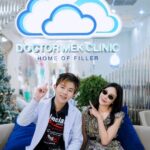 Pitchanart Sakakorn Instagram – มาสยามก็แวะมาหน่อย!♥️ @doctormek @doctormekclinic
