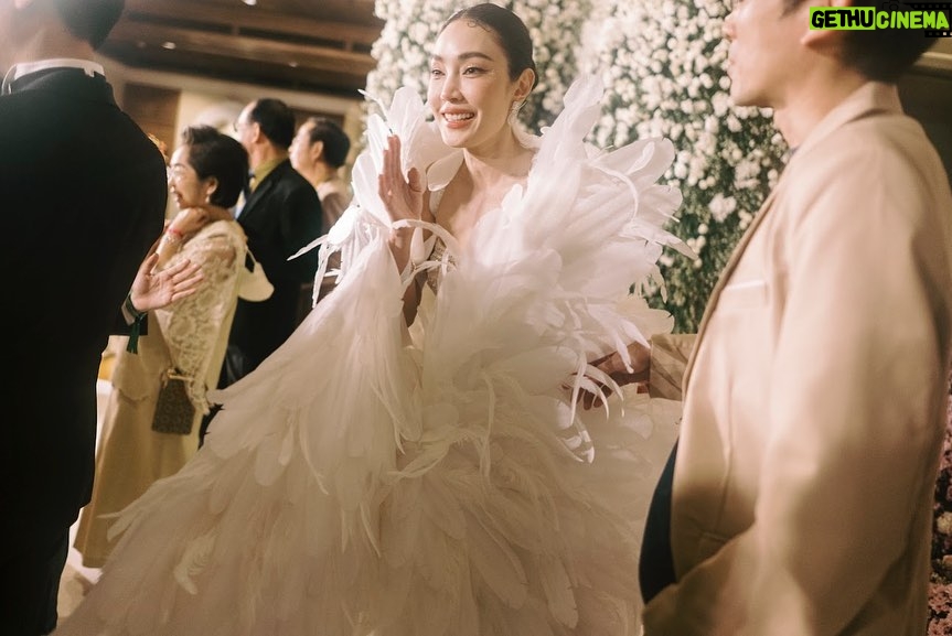 Pitchanart Sakakorn Instagram - After Party!🤩 👼 @narong_official 📸 @tachpasit Grand Hyatt Erawan Bangkok