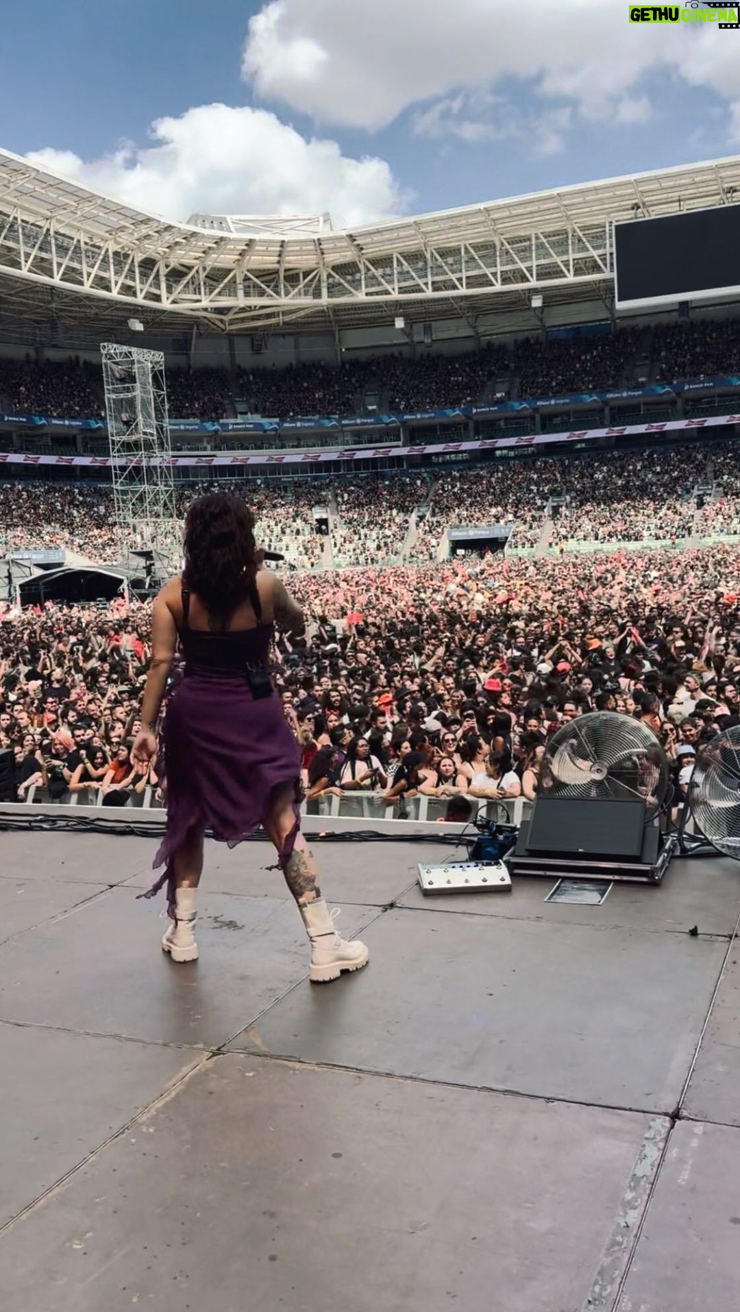 Pitty - 77K Likes - nosso jeito de dançar 💥 #IWBT
📸 @stephaniexhahne
