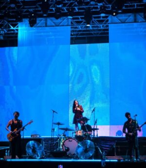Pitty Instagram - registros do último show de 2023; foi lindo, vigoroso, e amoroso. obrigada, Guarapari! feliz ano novo pra geral ✨
partiu, 2024 🚀

📸: @stephaniexhahne