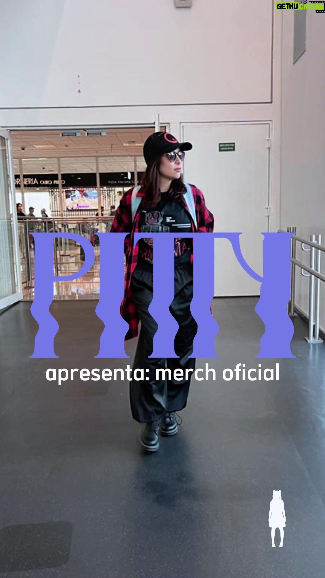 Pitty Instagram - esse merch ACNXX tá lindo demais 💜 garanta o seu na @heart_merch (link na bio).