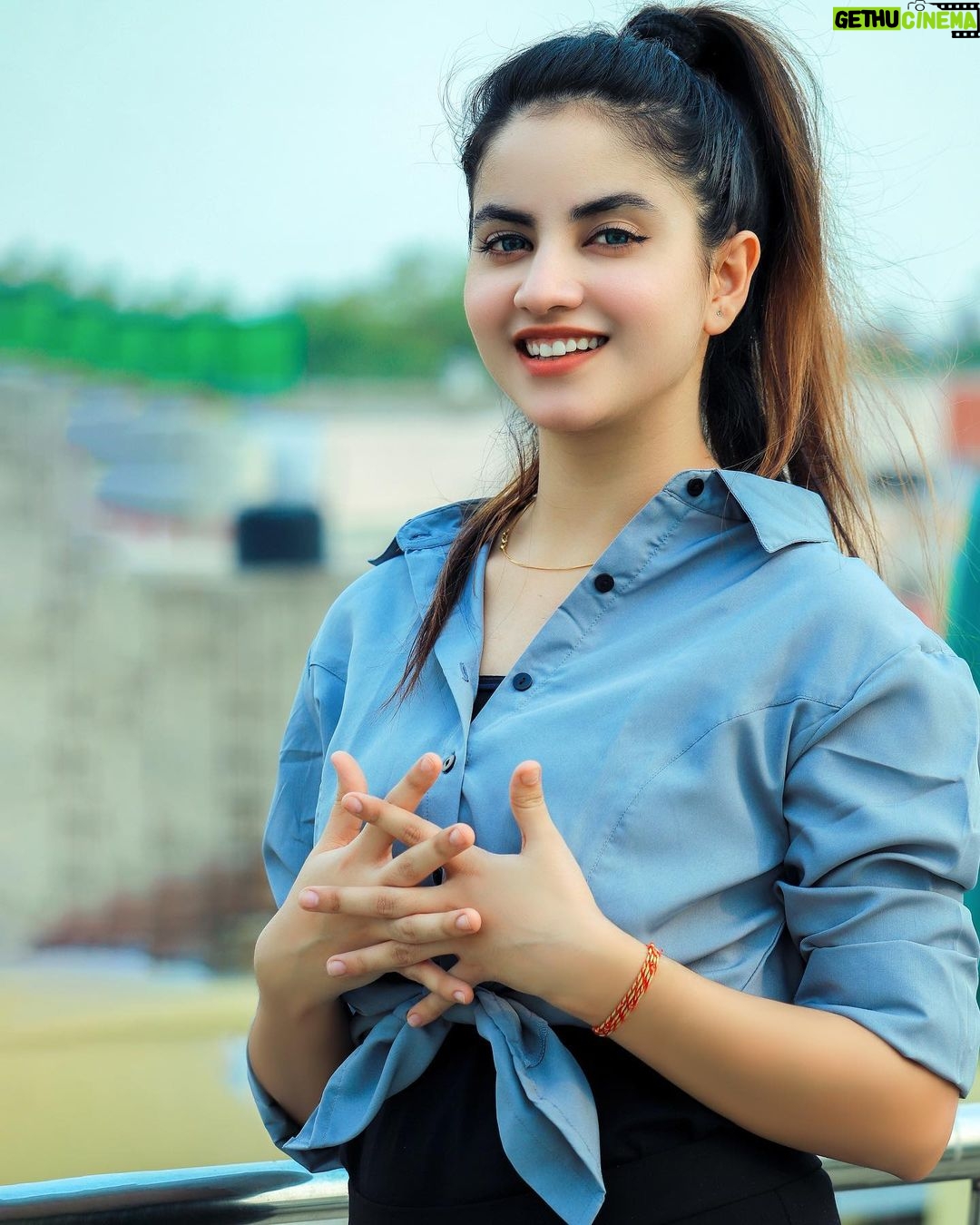Piyanka Mongia Instagram - क्यूँ है मुझे तुझसे इतनी वफ़ा...❤️🥰 . . . #piyanka_mongia #piyankians #piifam . . #keepsupporting #keepgoing #keeploving #keepmotivating #kbye #instadaily #instagood #instagram #insta #instamood #instafashion #fashion #fashionblogger #fashionstyle #fashionista #fashionphotography #fashionable #fashiongram #lifestyle #lifestyleblogger #lifestylephotography #lifestylebloggers #lifestylemodel #punjab