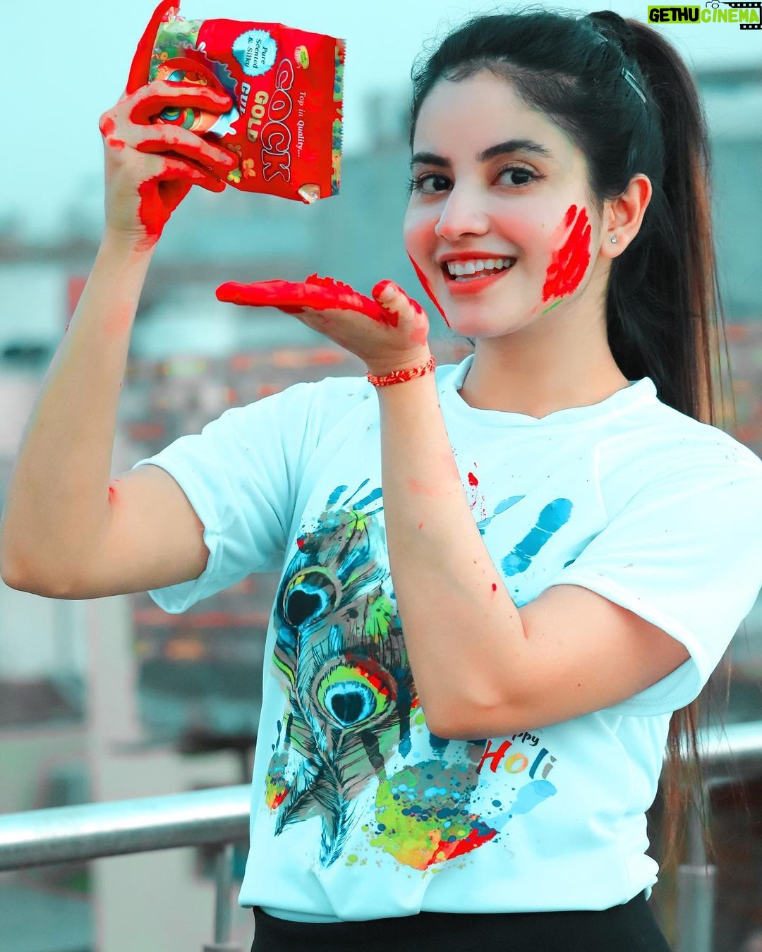 Piyanka Mongia Instagram - My Favourite Color Is “RED”❤️What’s Yours??🙈❤️ . . . #piyanka_mongia #piyankians #piifam . . #keepsupporting #keepgoing #keeploving #keepmotivating #kbye #instagram #insta #instamood #instafashion #fashion #fashionblogger #fashionphotography #fashionable #fashiongram #holi #happyholi #holifestival #lifestyleblogger #lifestylephotography #lifestylebloggers #lifestylemodel #punjab