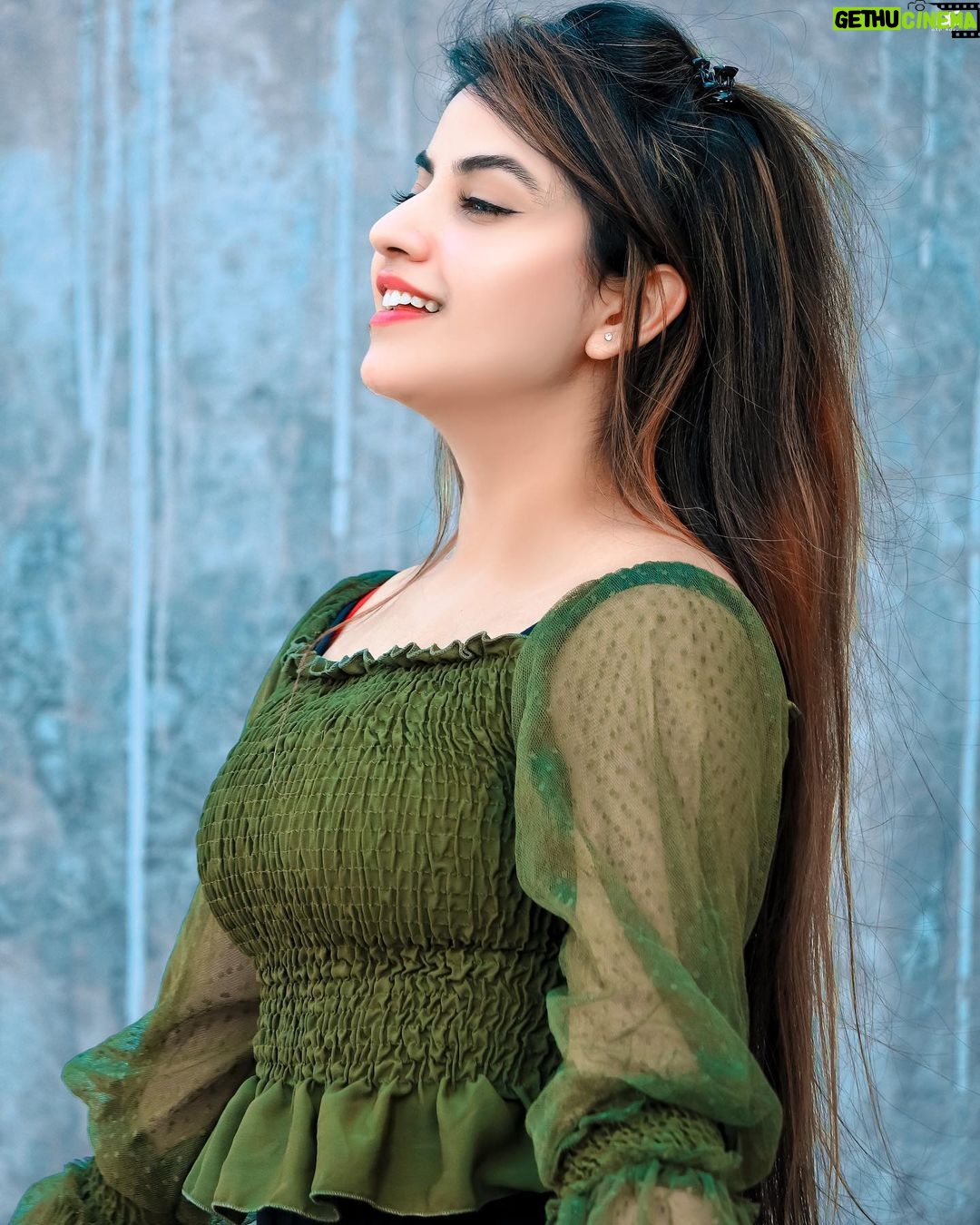 Piyanka Mongia Instagram - Noor✨ . . . #piyanka_mongia #piyankians #piifam . . #keepsupporting #keepgoing #keeploving #keepmotivating #kbye #instadaily #instagood #instagram #insta #instamood #instafashion #fashion #fashionblogger #fashionstyle #fashionista #fashionphotography #fashionable #fashiongram #lifestyle #lifestyleblogger #lifestylephotography #lifestylebloggers #lifestylemodel #punjab