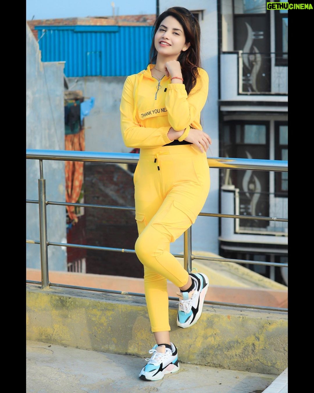 Piyanka Mongia Instagram - Thats yellow dolphin🌞, hitting the mountain.🗻 . . . #piyanka_mongia #piyankians #piifam . . #keepsupporting #keepgoing #keeploving #keepmotivating #kbye #instadaily #instagood #instagram #insta #instamood #instafashion #fashion #fashionblogger #fashionstyle #fashionista #fashionphotography #fashionable #fashiongram #lifestyle #lifestyleblogger #lifestylephotography #lifestylebloggers #lifestylemodel #punjab
