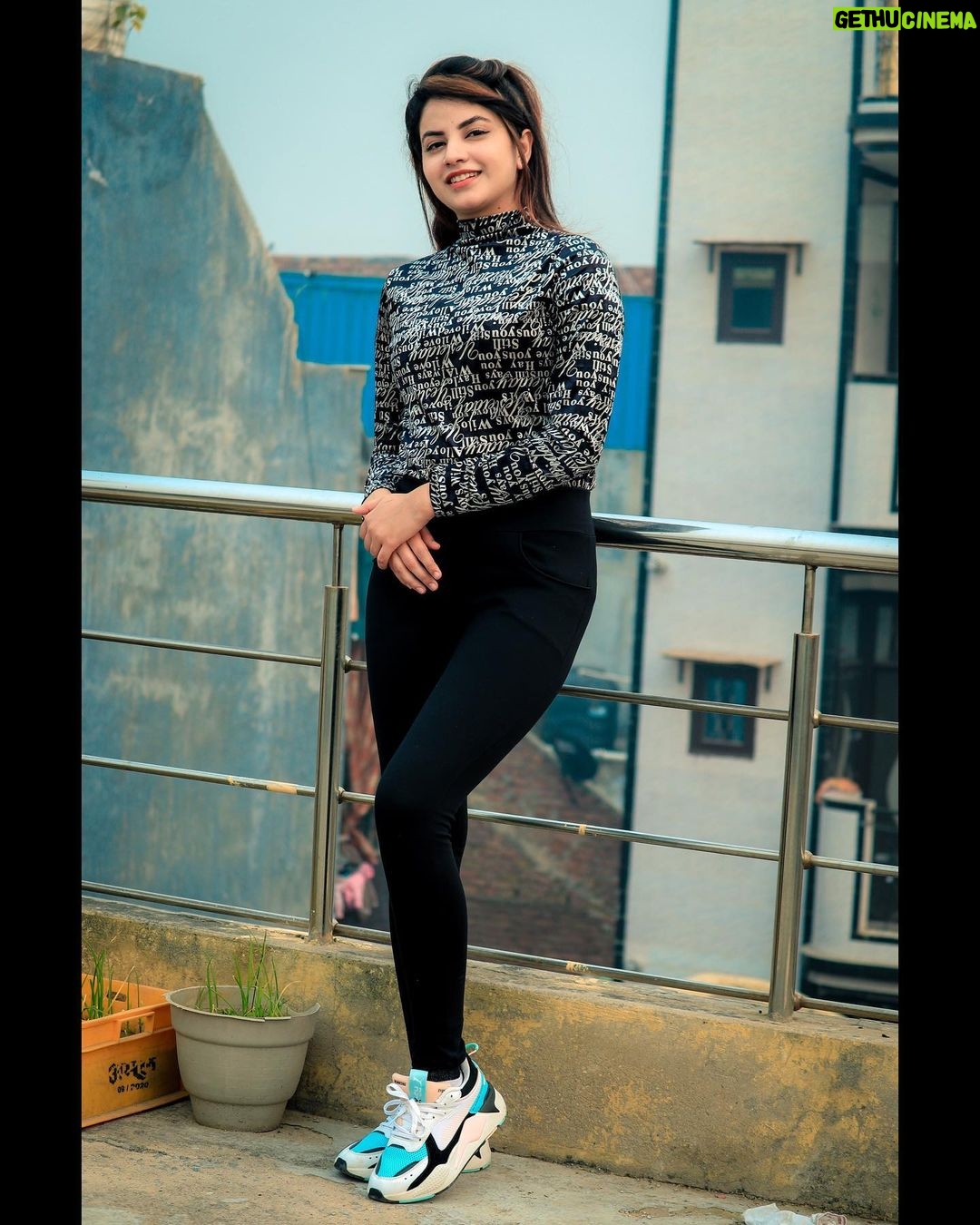 Piyanka Mongia Instagram - Beauty ✨🌹 . . . #piyankians #piifam #piyanka_mongia . . #keepsupporting #keepgoing #keeploving #keepmotivating #kbye #instadaily #instagood #instagram #insta #instamood #instafashion #fashion #fashionblogger #fashionstyle #fashionista #fashionnova #fashionphotography #fashionable #fashiongram #fashionweek #lifestyle #lifestyleblogger #lifestylephotography #lifestylebloggers #lifestylemodel #punjabi #punjab