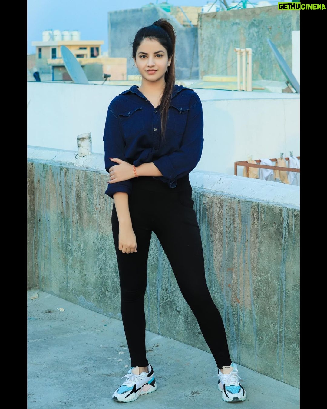 Piyanka Mongia Instagram - Mila Hoon Ab Jo Tumse Hai Dil Ko Mere Kasam Se Sukoon Mila😌🌹 . . . #piyanka_mongia #piyankians #piifam . . #keepsupporting #keepgoing #keeploving #keepmotivating #kbye #instadaily #instagood #instagram #insta #instamood #instafashion #fashion #fashionblogger #fashionstyle #fashionista #fashionphotography #fashionable #fashiongram #lifestyle #lifestyleblogger #lifestylephotography #lifestylebloggers #lifestylemodel #punjab