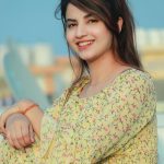 Piyanka Mongia Instagram - जिंदगी आसान नहीं होती, इसे आसान बनाना पड़ता है…! कुछ “अंदाज” से, कुछ “नजर अंदाज” से…!😊 . . . #piyanka_mongia #piyankians #piifam . . #keepsupporting #keepgoing #keeploving #keepmotivating #kbye #instadaily #instagood #instagram #insta #instamood #instafashion #fashion #fashionblogger #fashionstyle #reels #fashionphotography #fashionable #fashiongram #reelitfeelit #lifestyleblogger #lifestylephotography #reelkarofeelkaro #lifestylemodel #punjab