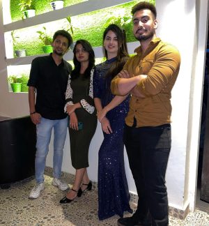Piyanka Mongia Instagram - Zyada Pictures Click Nhi Kar Paaye😉
Don’t miss the Last Picture🙈 
@harjotpawar 
.
#piyanka_mongia #piyankians #piifam 
.
.

#keepsupporting #keepgoing #keeploving #keepmotivating #kbye #instadaily #instagood #instagram #insta #instamood #instafashion #fashion #fashionblogger #fashionstyle #fashionista #fashionphotography #fashionable #fashiongram #lifestyle #lifestyleblogger #lifestylephotography #lifestylebloggers #lifestylemodel #punjab