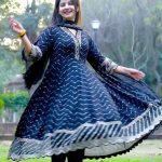 Piyanka Mongia Instagram – Kuch toh hone lga…🙈
