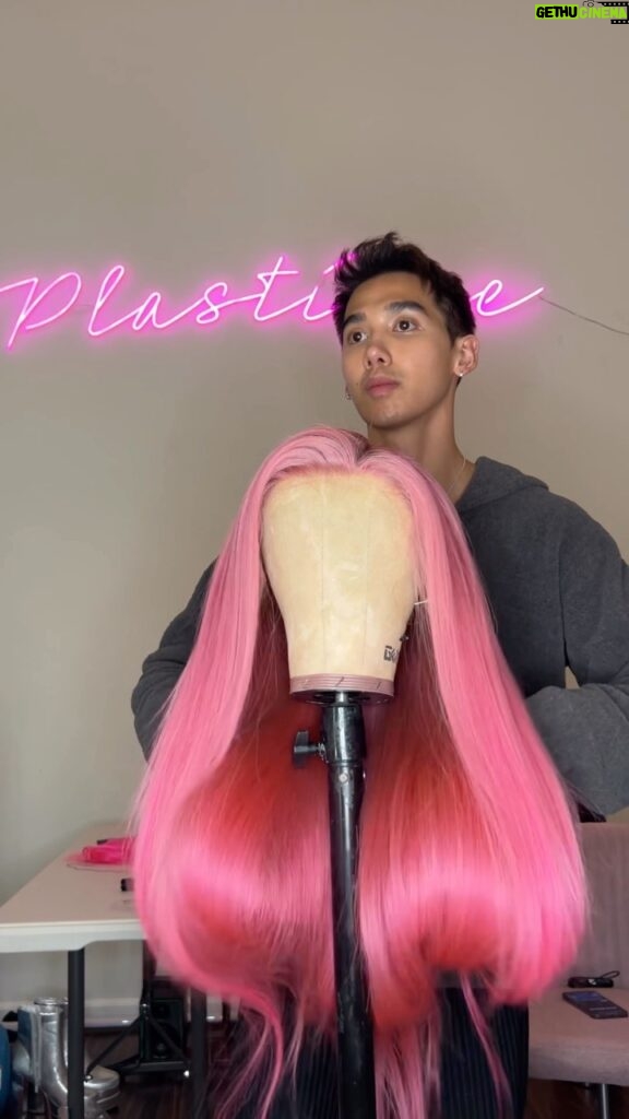 Plastique Tiara Instagram - Once a hairstylist, always a hairstylist