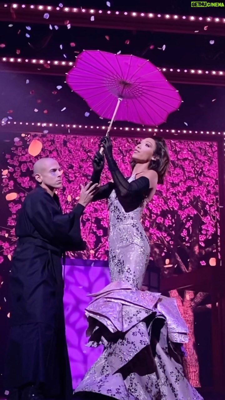 Plastique Tiara Instagram - From rehearsal to first show✨ it’s been 1 year since my Drag Race Live Vegas Residency ended 🌸 I had the best time creating this number with the team and it was magical seeing it come to life every night 🥹 thank u for the memories #transformation #dragqueen