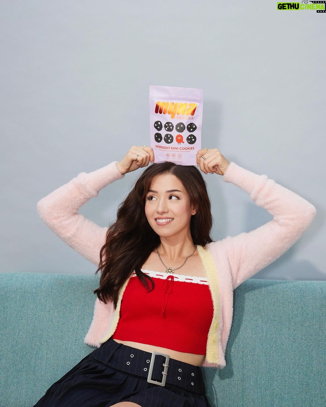 Pokimane Instagram - it's finally here π₯Ήπ introducing my new company: myna snacks! πͺ i could never find the perfect healthy snack that ACTUALLY tasted good, so i made one! βΊοΈ the midnight mini cookies are made w/ real, non-gmo ingredients + have added vitamin d for those who are in front of screens often, like me π«£ i'm so nervous but excited for this new endeavor, and i really hope you guys love these as much as i do π§‘ πͺ treat yourself with the link in my bio :) Yummy Creations