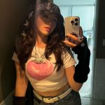 Pokimane Instagram - 🐰👖 ! OMG