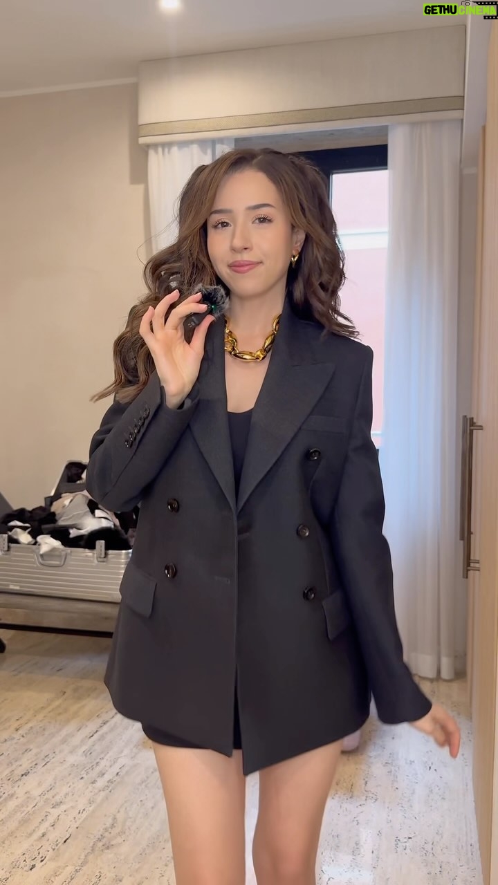 Pokimane Instagram - GRWM in ASMR π€«π this is my first grwm!! ngl proud of myself for setting this up / recording & editing on my own even if it's not super impressive lol~ cheers to trying new things πβΊοΈ hope y'all enjoy! Milan, Italy