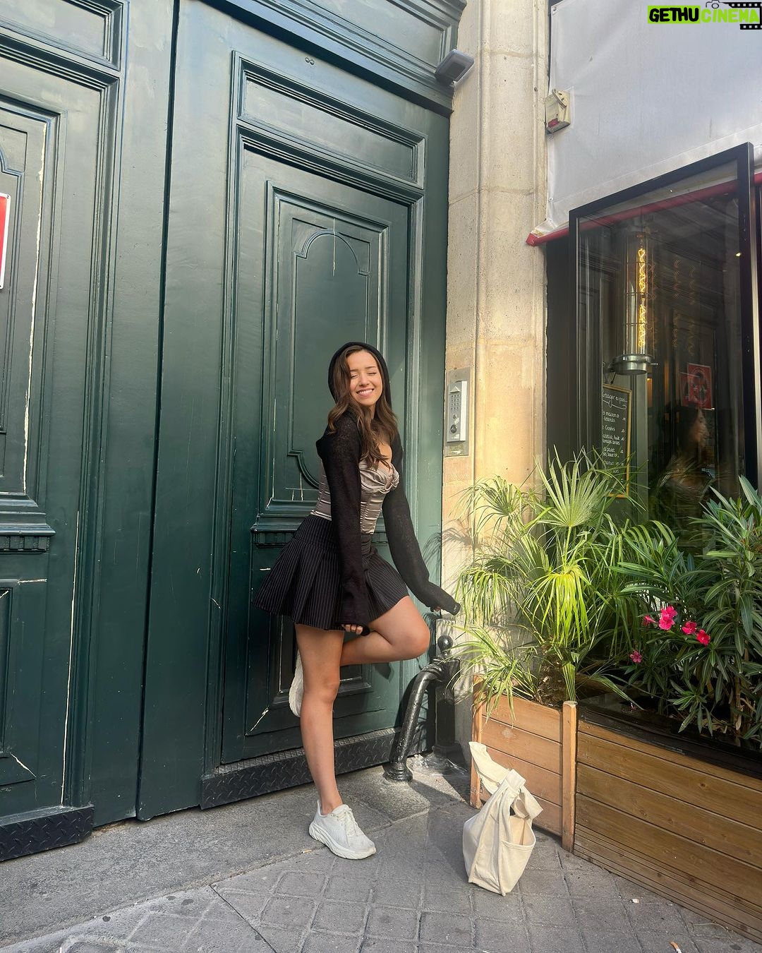 Pokimane Instagram - smile for smile? :) City Of LOVE