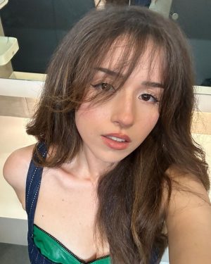 Pokimane Instagram - philippines, i’m in you!! ❤️