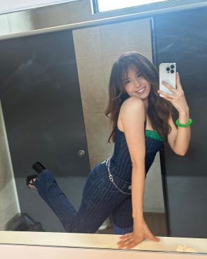 Pokimane Instagram - philippines, i’m in you!! ❤️