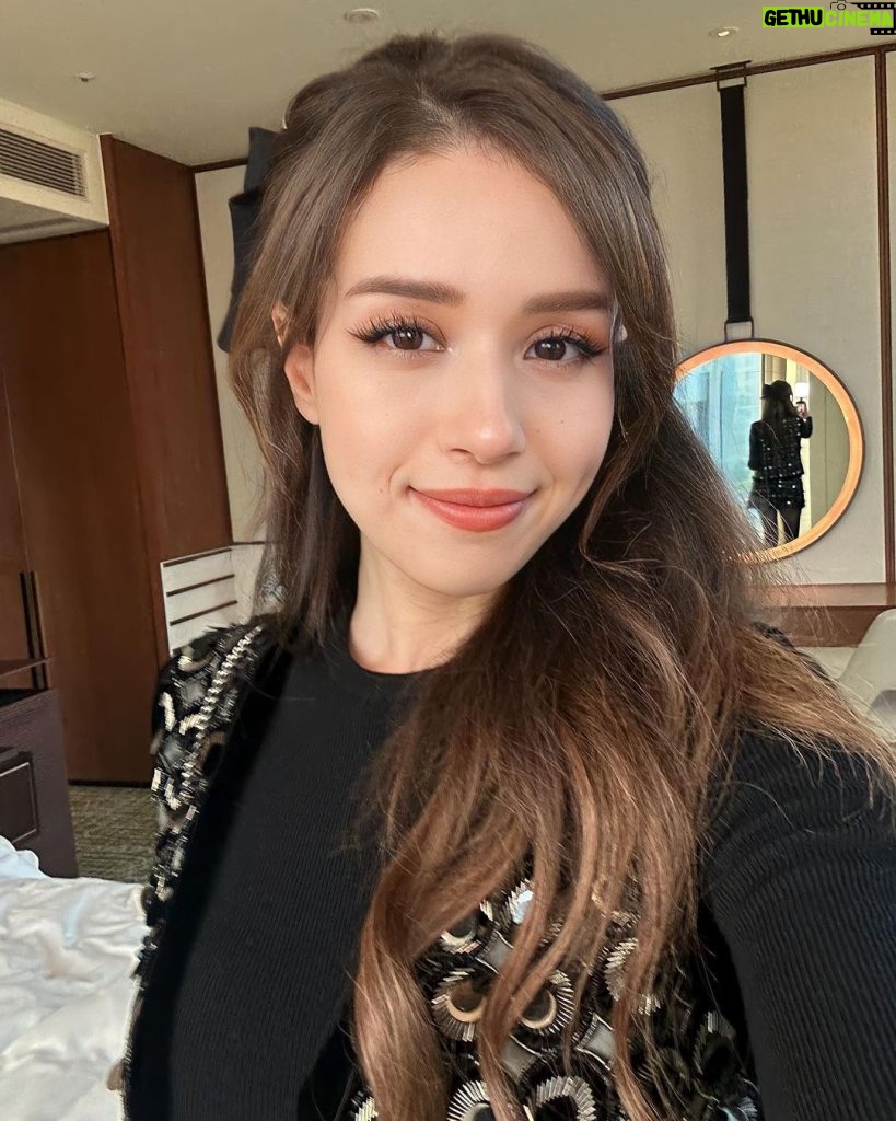 Pokimane Instagram - had the honor of attending the #GucciCruise24 show, at a palace in seoul 🥹 it felt absolutely surreal, tysm @gucci 🤍