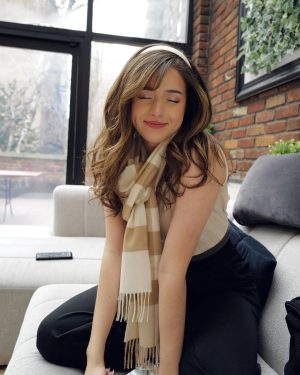 Pokimane Instagram - merry crimmis 🎄☺️