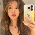 Pokimane Instagram - 1/2 through fitness challenge!💪🏻🥹