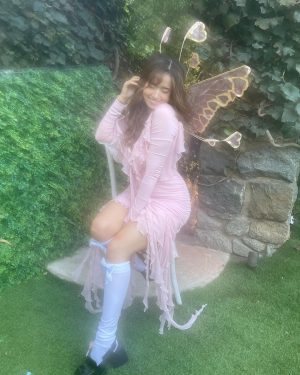 Pokimane Instagram - fairy for a day 🧚‍♀️💕