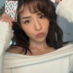 Pokimane Instagram - 💝 VALENTINE'S GIVEAWAY 💝 today shouldn't just be about romance but also about friendships 💕 to celebrate, i'm giving away $500 in sephora gift cards to you and your bestie ☺️ ($250 each!) 👯‍♀️ tag your friend in the comments + make sure you’re both following @pokimanelol & @donttellanyone 🍀 ill pick a lucky duo to win on 2/16! good luck 🥰 Your heart ( ˘ з˘ ) ♥