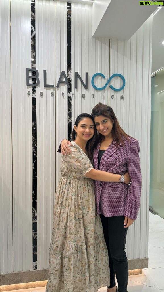 Pooja Banerjee Instagram - Sharing my joy after a smile transformation at Blanco Aesthetics in Bandra! Dr. Reshma’s professionalism and kindness truly shine. The entire team made the journey seamless from booking my appointment to the follow-up, every step was exceptional. Grateful for the fantastic results and the wonderful experience! ✨ @smilesbydrreshma @blanco_aesthetics 🩵 #smilemakeover #veneer #dentist