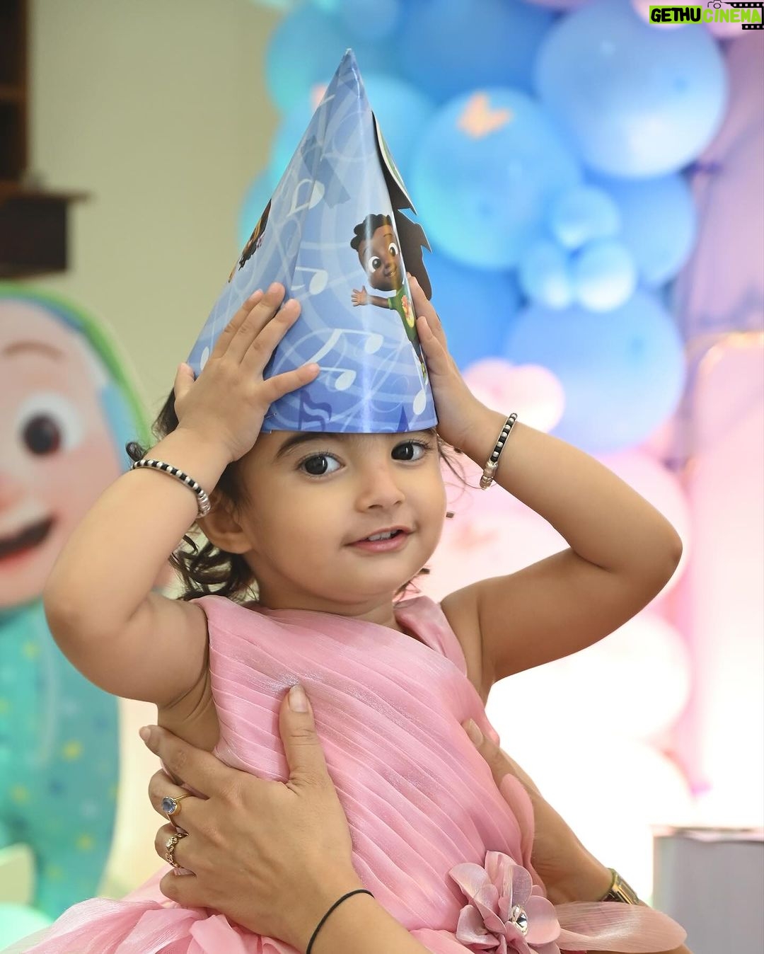 Pooja Banerjee Instagram - Happy happy to you my love @sanassejwaal . my goodness it’s already been 2 years being a mamma to @sanassejwaal . We love you so so much baby girl. May you always be blessed with the best . @sandeepsejwal and mamma love you a lot @sanassejwaal Happy birthday 🎈❤️🧿