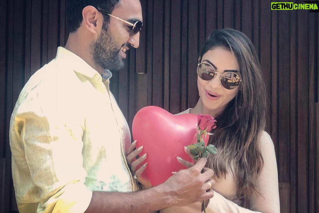 Pooja Banerjee Instagram - Happy 7 my love @sandeepsejwal 🧿❤️