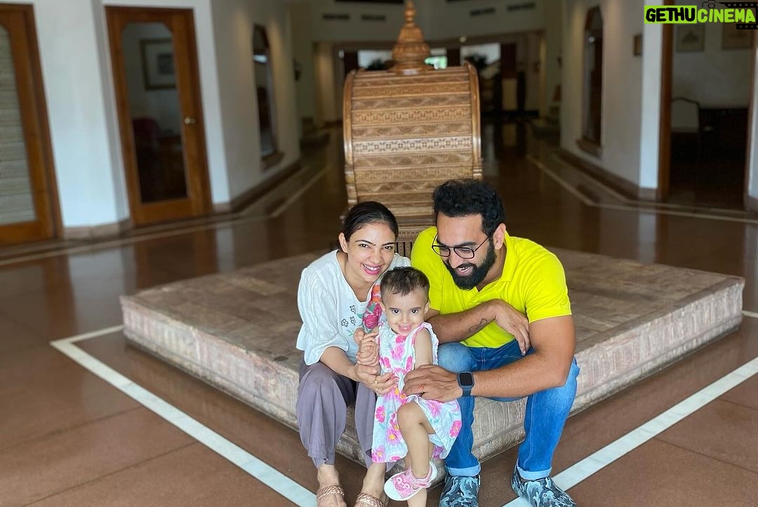 Pooja Banerjee Instagram - Happy 7 my love @sandeepsejwal 🧿❤️
