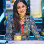 Pooja Bose Instagram – “বাঙালি লড়ে, বাঙালি গড়ে, বাঙালি আজও দাদাগিরি করে”
দেখুন ‘দাদাগিরি’ শনি – রবি @ 9:30pm, শুধুমাত্র #ZeeBangla-র পর্দায়!

#Dadagiri10Reels #ZBReels #ZeeOnTheGoReels #ZbrFeb24