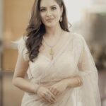Pooja Bose Instagram - Style by @rudra_saha_official Saree by @angelagarwalcouture Mua @amitkarak Clicked by @saan_insta_ii