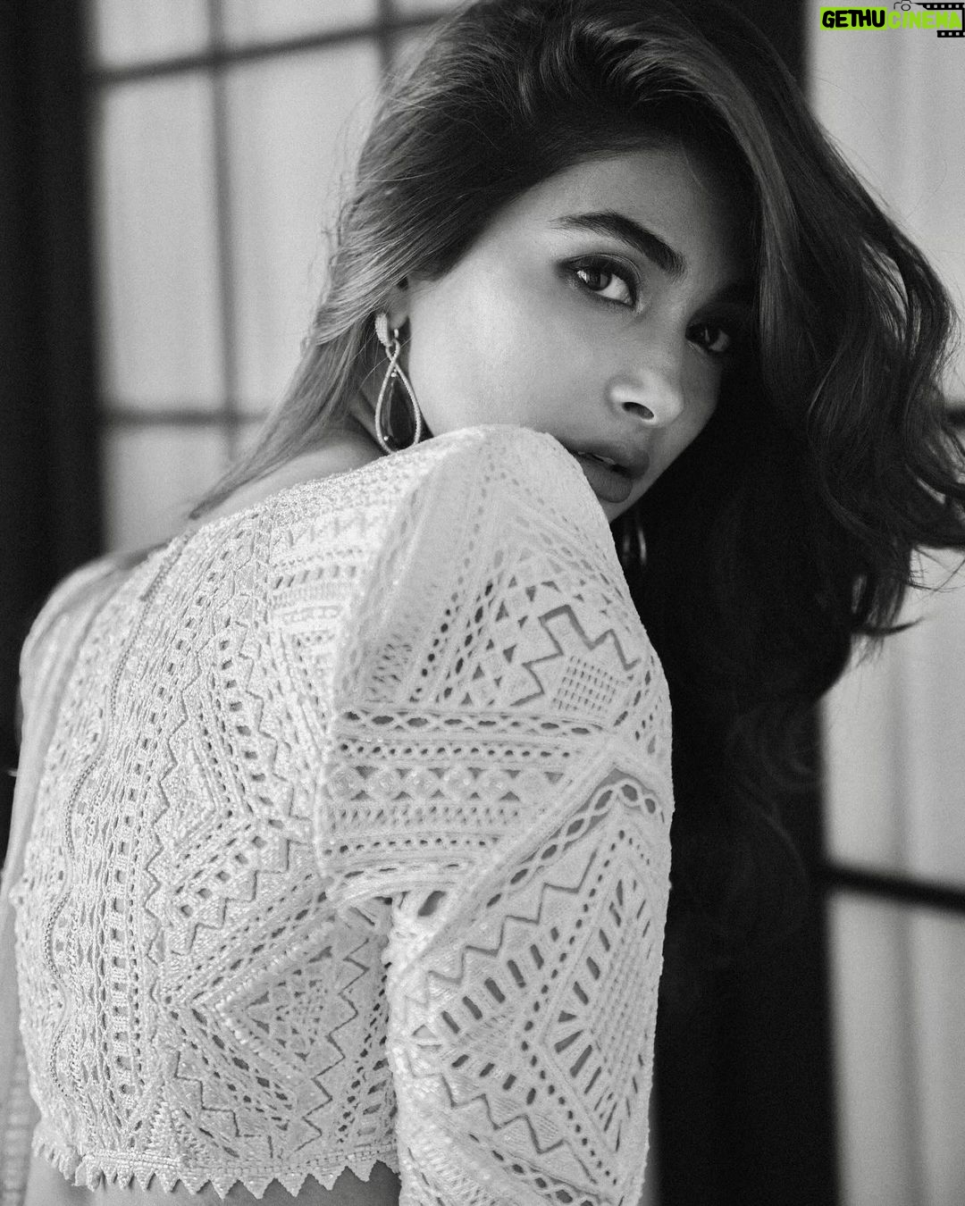 Pooja Hegde Instagram - Lookin’ like a neer dosa ☺️🤍🐼 #iykyk #served
