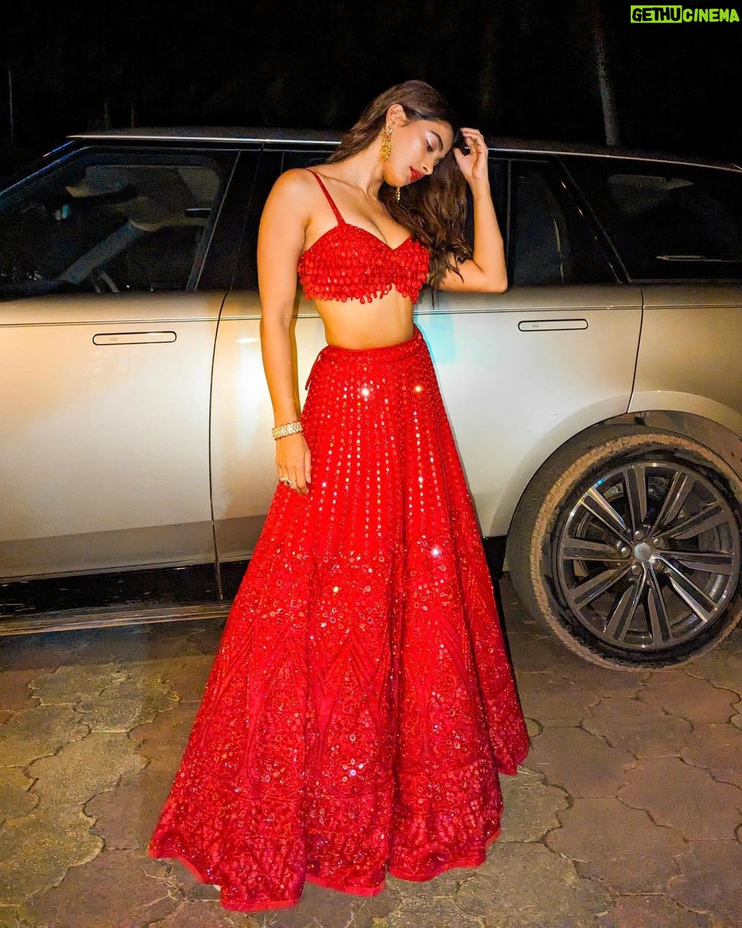 Pooja Hegde Instagram - Red riding hood 💋👠🍎🚨 #weddingseason Mangalore,Karnataka