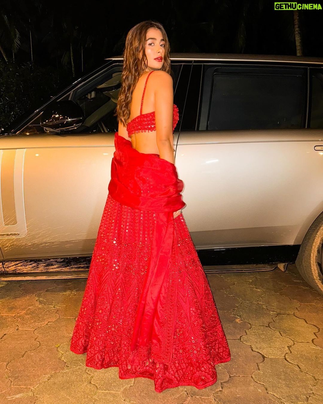 Pooja Hegde Instagram - Red riding hood 💋👠🍎🚨 #weddingseason Mangalore,Karnataka