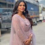 Pooja Sawant Instagram - The real magic is when you don’t know how it’s going to happen, you don’t know if you’re ever going to make it . You don’t know where this road will take you .. sometimes you just have to breath calmly and have faith 💫 your pure intensions will find a way 💜
