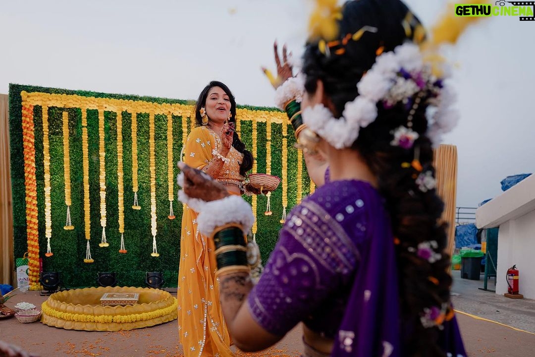Pooja Sawant Instagram - 🧿💫 @jewellery_by_siddhi Outfit by @narayaniofficial_ Styled by @styledbyshakti Pics by @dadhi_wala @mhatreom @_jadhav_kaushal_ Edit by @_jadhav_kaushal_ Team by @shrutisbagwe Make up @vrushti_harkare Hair @devendra.pushpa Wedding management @a3eventsandmedia Wedding planner @bhagatamol